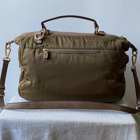 Green multi pocket bag - Picture 4 of 7